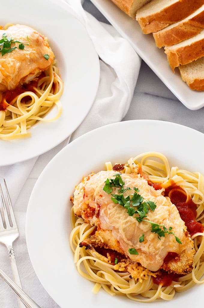 Looking for budget lunch ideas? Here are 10 cheap meals for lunch recipes that you should start making. Yes, these are easy lunch ideas that are delicious!